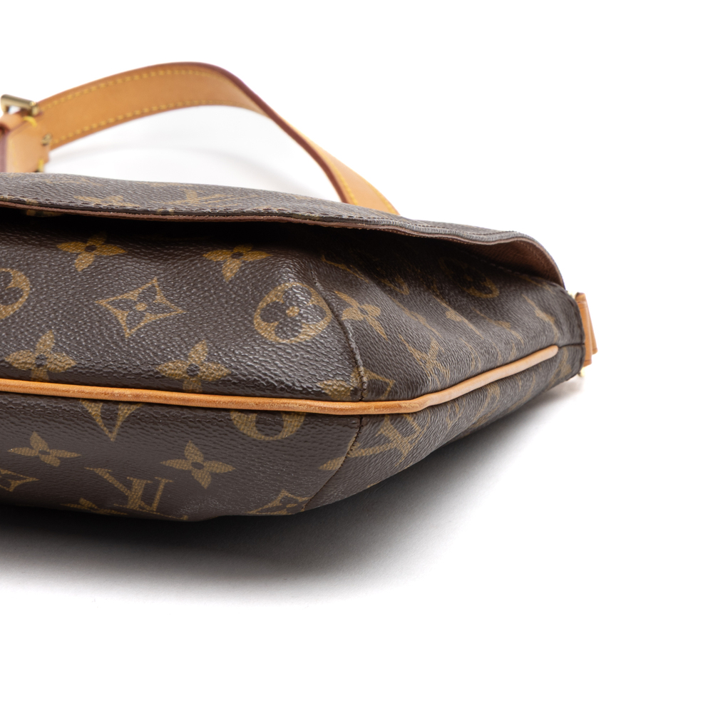 Louis Vuitton Musette Salsa - Picture 8 of 11